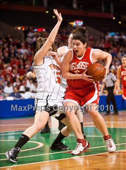Thumbnail 1 in Melrose vs. Oliver Ames (MIAA D2 Semifinal) photogallery.