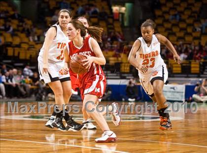 Thumbnail 3 in Melrose vs. Oliver Ames (MIAA D2 Semifinal) photogallery.