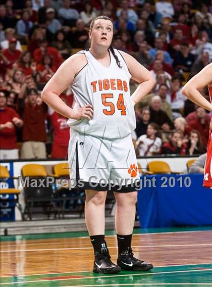 Thumbnail 1 in Melrose vs. Oliver Ames (MIAA D2 Semifinal) photogallery.