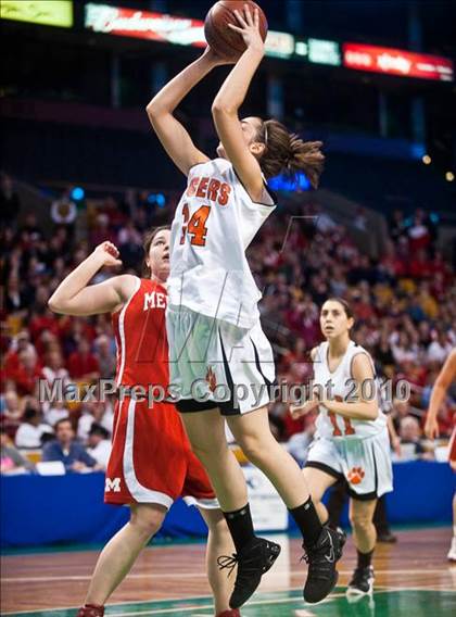 Thumbnail 3 in Melrose vs. Oliver Ames (MIAA D2 Semifinal) photogallery.