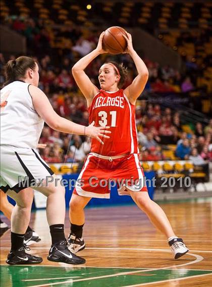 Thumbnail 3 in Melrose vs. Oliver Ames (MIAA D2 Semifinal) photogallery.