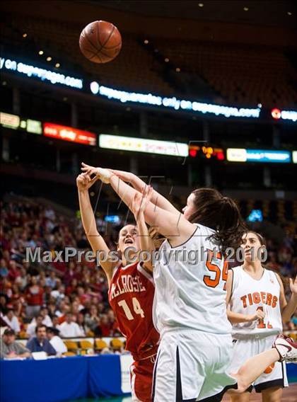 Thumbnail 2 in Melrose vs. Oliver Ames (MIAA D2 Semifinal) photogallery.