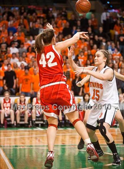 Thumbnail 3 in Melrose vs. Oliver Ames (MIAA D2 Semifinal) photogallery.