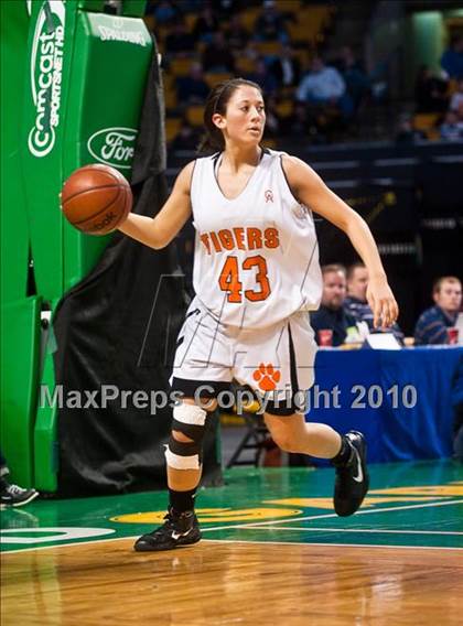 Thumbnail 3 in Melrose vs. Oliver Ames (MIAA D2 Semifinal) photogallery.