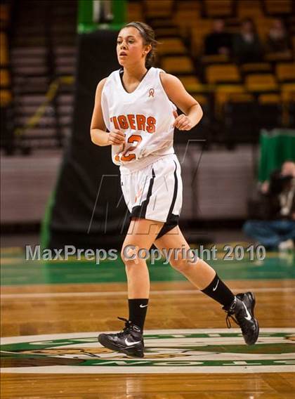 Thumbnail 2 in Melrose vs. Oliver Ames (MIAA D2 Semifinal) photogallery.