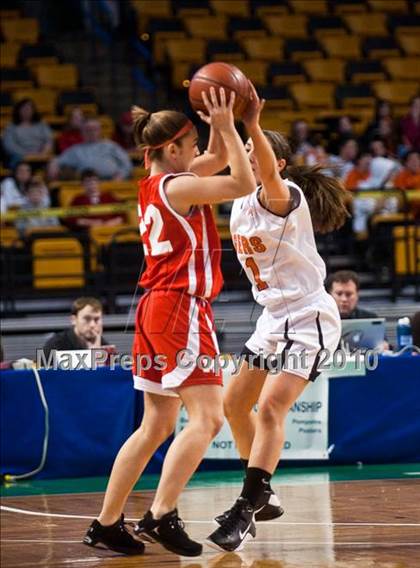 Thumbnail 3 in Melrose vs. Oliver Ames (MIAA D2 Semifinal) photogallery.