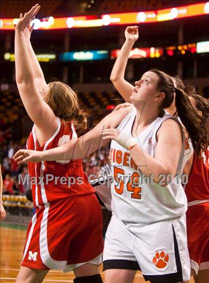 Thumbnail 1 in Melrose vs. Oliver Ames (MIAA D2 Semifinal) photogallery.