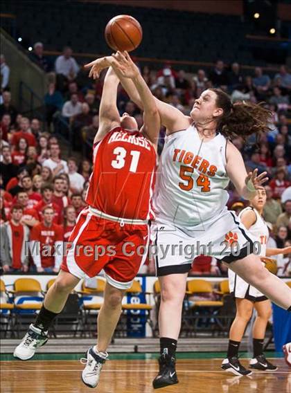 Thumbnail 1 in Melrose vs. Oliver Ames (MIAA D2 Semifinal) photogallery.