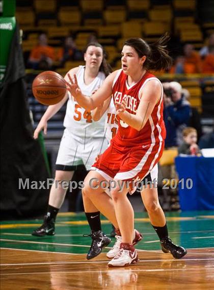 Thumbnail 1 in Melrose vs. Oliver Ames (MIAA D2 Semifinal) photogallery.