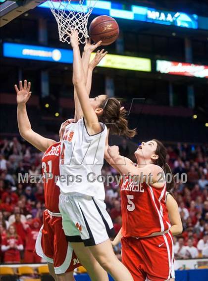 Thumbnail 1 in Melrose vs. Oliver Ames (MIAA D2 Semifinal) photogallery.