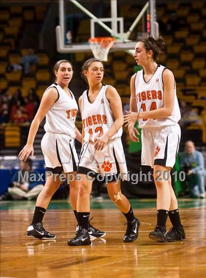 Thumbnail 3 in Melrose vs. Oliver Ames (MIAA D2 Semifinal) photogallery.