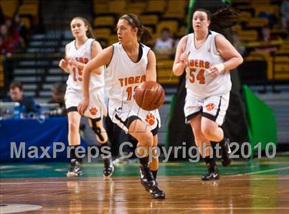 Thumbnail 1 in Melrose vs. Oliver Ames (MIAA D2 Semifinal) photogallery.
