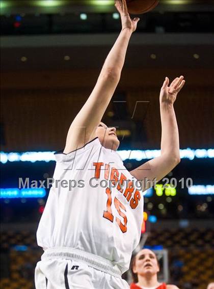 Thumbnail 3 in Melrose vs. Oliver Ames (MIAA D2 Semifinal) photogallery.