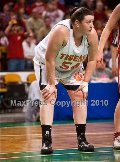 Thumbnail 3 in Melrose vs. Oliver Ames (MIAA D2 Semifinal) photogallery.
