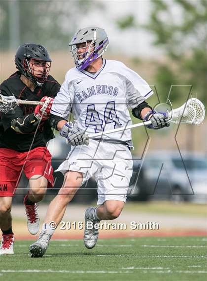 Thumbnail 2 in Niagara-Wheatfield vs. Hamburg (Section 6 Class B Final) photogallery.
