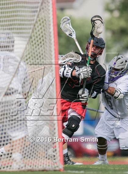 Thumbnail 1 in Niagara-Wheatfield vs. Hamburg (Section 6 Class B Final) photogallery.