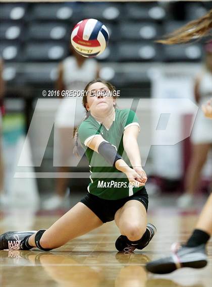 Thumbnail 2 in Clear Creek vs. Reagan  photogallery.
