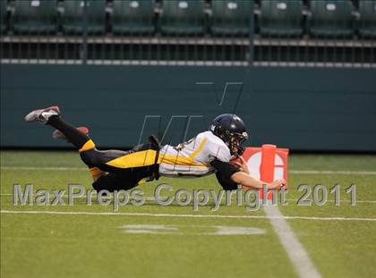 Thumbnail 3 in Brockport vs. McQuaid Jesuit (Section V Class A Semifinals) photogallery.