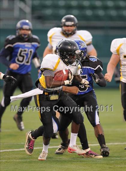 Thumbnail 3 in Brockport vs. McQuaid Jesuit (Section V Class A Semifinals) photogallery.