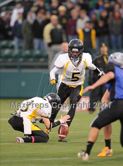 Thumbnail 3 in Brockport vs. McQuaid Jesuit (Section V Class A Semifinals) photogallery.