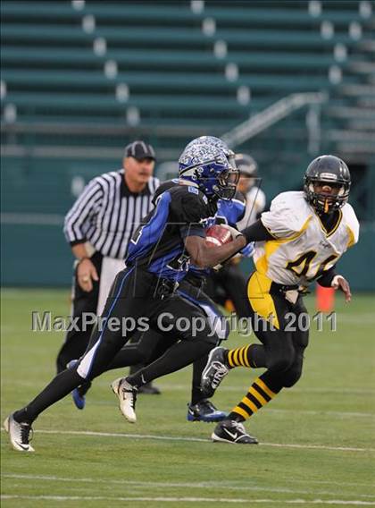 Thumbnail 2 in Brockport vs. McQuaid Jesuit (Section V Class A Semifinals) photogallery.