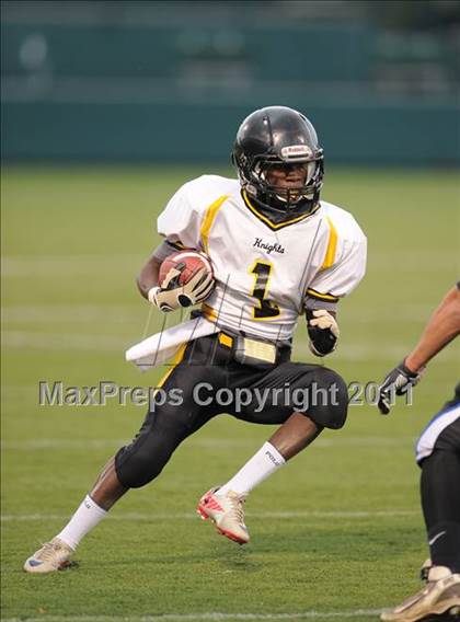 Thumbnail 2 in Brockport vs. McQuaid Jesuit (Section V Class A Semifinals) photogallery.