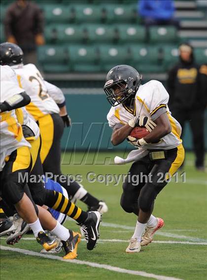 Thumbnail 3 in Brockport vs. McQuaid Jesuit (Section V Class A Semifinals) photogallery.