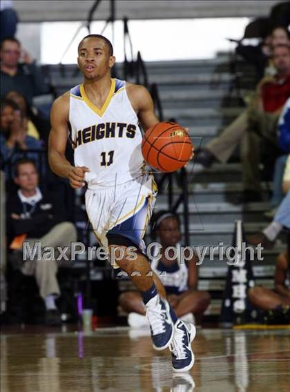 Thumbnail 2 in Arlington Heights vs. La Marque (UIL 4A Semifinal) photogallery.