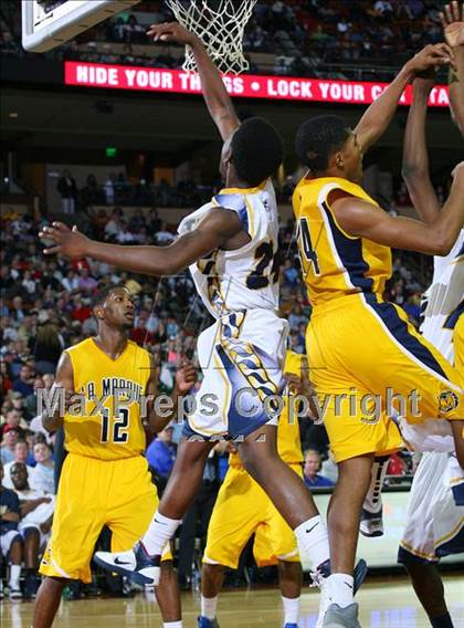 Thumbnail 2 in Arlington Heights vs. La Marque (UIL 4A Semifinal) photogallery.