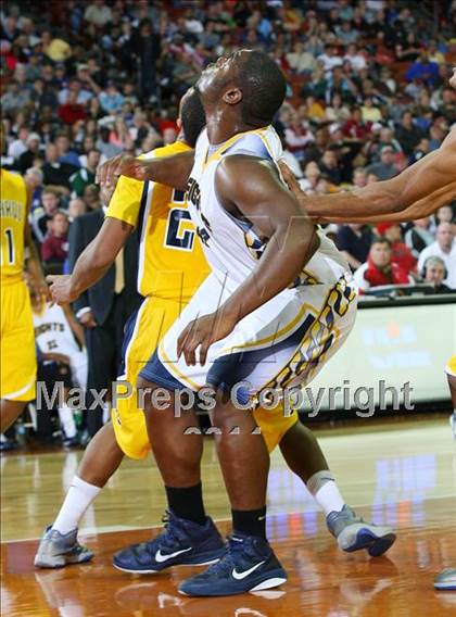 Thumbnail 3 in Arlington Heights vs. La Marque (UIL 4A Semifinal) photogallery.