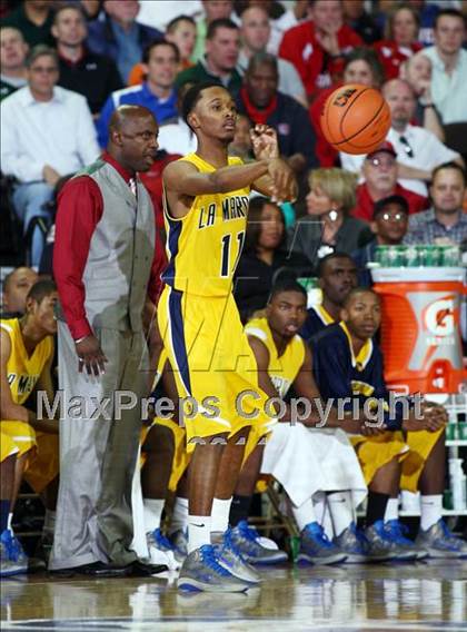 Thumbnail 3 in Arlington Heights vs. La Marque (UIL 4A Semifinal) photogallery.