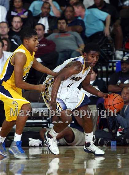 Thumbnail 1 in Arlington Heights vs. La Marque (UIL 4A Semifinal) photogallery.