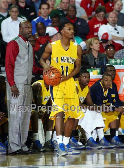 Thumbnail 2 in Arlington Heights vs. La Marque (UIL 4A Semifinal) photogallery.