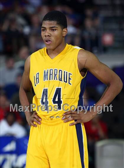 Thumbnail 2 in Arlington Heights vs. La Marque (UIL 4A Semifinal) photogallery.