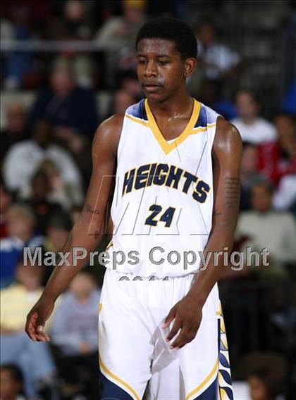 Thumbnail 3 in Arlington Heights vs. La Marque (UIL 4A Semifinal) photogallery.