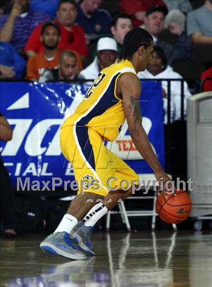 Thumbnail 2 in Arlington Heights vs. La Marque (UIL 4A Semifinal) photogallery.