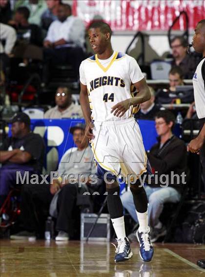 Thumbnail 3 in Arlington Heights vs. La Marque (UIL 4A Semifinal) photogallery.