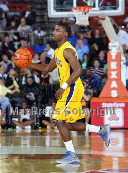 Thumbnail 3 in Arlington Heights vs. La Marque (UIL 4A Semifinal) photogallery.