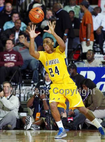 Thumbnail 3 in Arlington Heights vs. La Marque (UIL 4A Semifinal) photogallery.