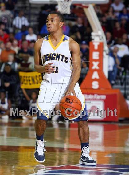 Thumbnail 2 in Arlington Heights vs. La Marque (UIL 4A Semifinal) photogallery.