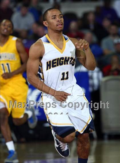Thumbnail 2 in Arlington Heights vs. La Marque (UIL 4A Semifinal) photogallery.