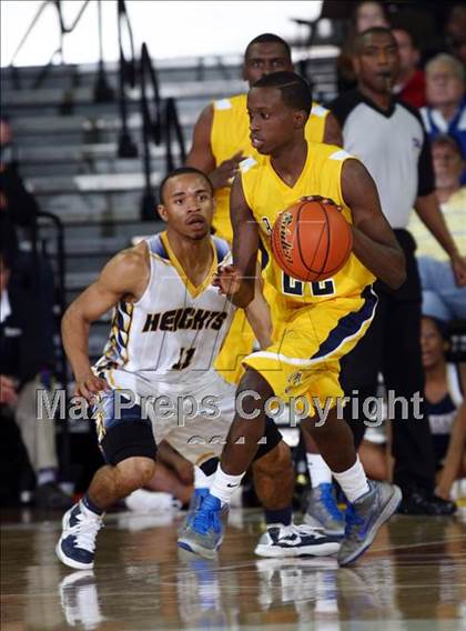 Thumbnail 2 in Arlington Heights vs. La Marque (UIL 4A Semifinal) photogallery.
