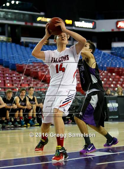 Thumbnail 3 in Redding Christian vs. Vacaville Christian photogallery.