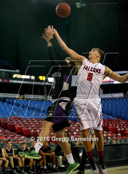 Thumbnail 3 in Redding Christian vs. Vacaville Christian photogallery.