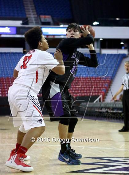 Thumbnail 2 in Redding Christian vs. Vacaville Christian photogallery.