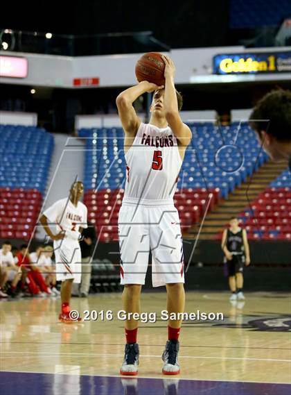Thumbnail 2 in Redding Christian vs. Vacaville Christian photogallery.