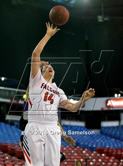 Thumbnail 2 in Redding Christian vs. Vacaville Christian photogallery.