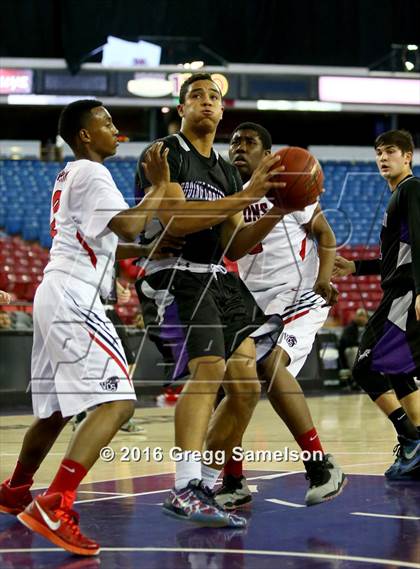 Thumbnail 3 in Redding Christian vs. Vacaville Christian photogallery.
