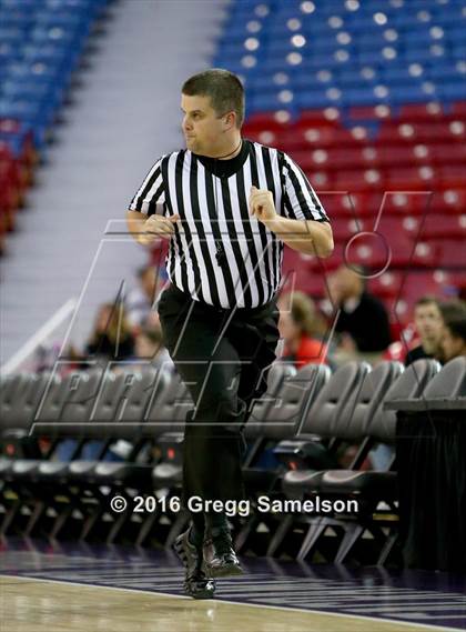 Thumbnail 2 in Redding Christian vs. Vacaville Christian photogallery.