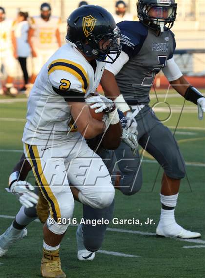 Thumbnail 2 in Turlock vs Freedom photogallery.